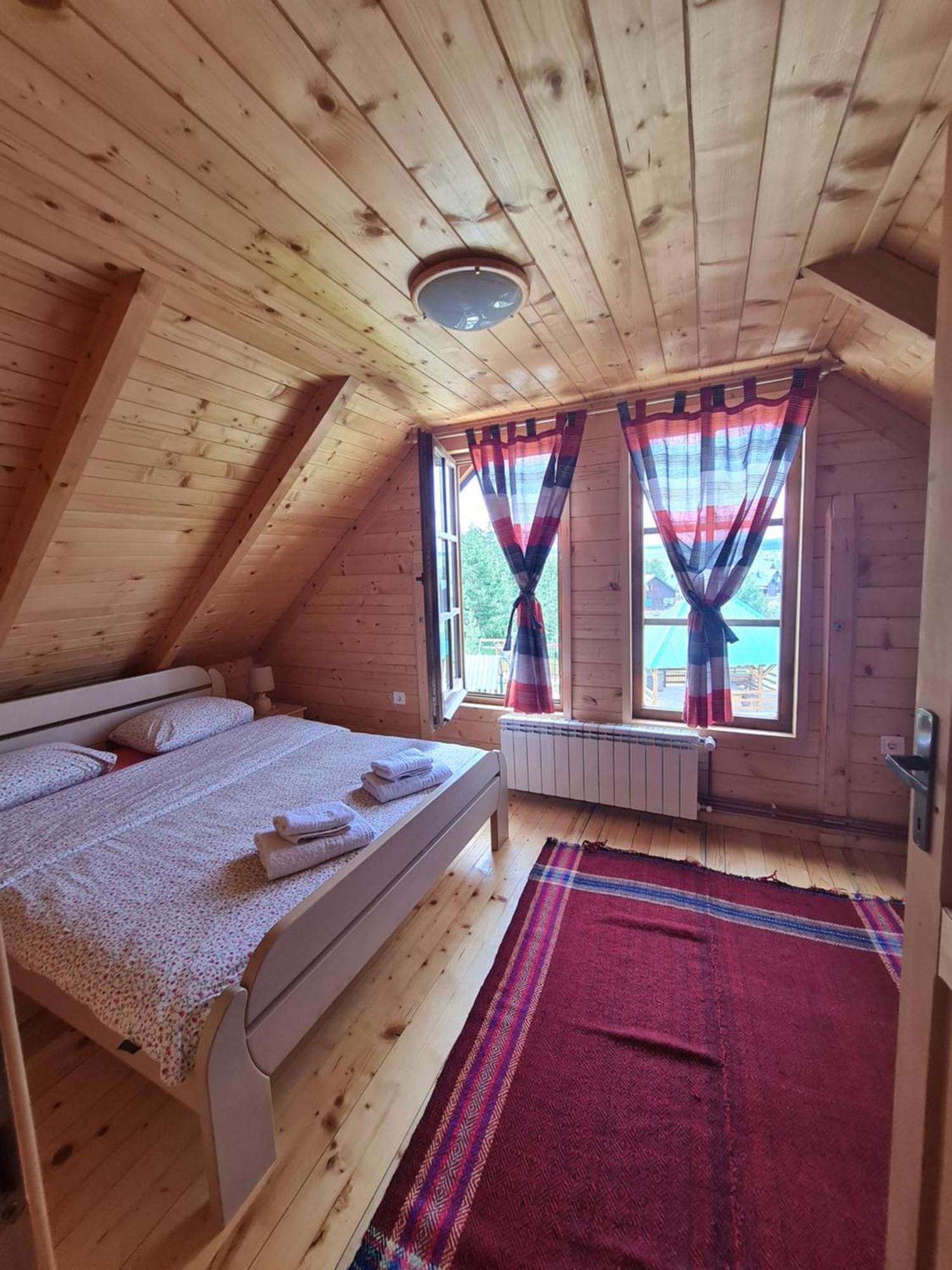 Vikendice Itana Villa Žabljak Rum bild